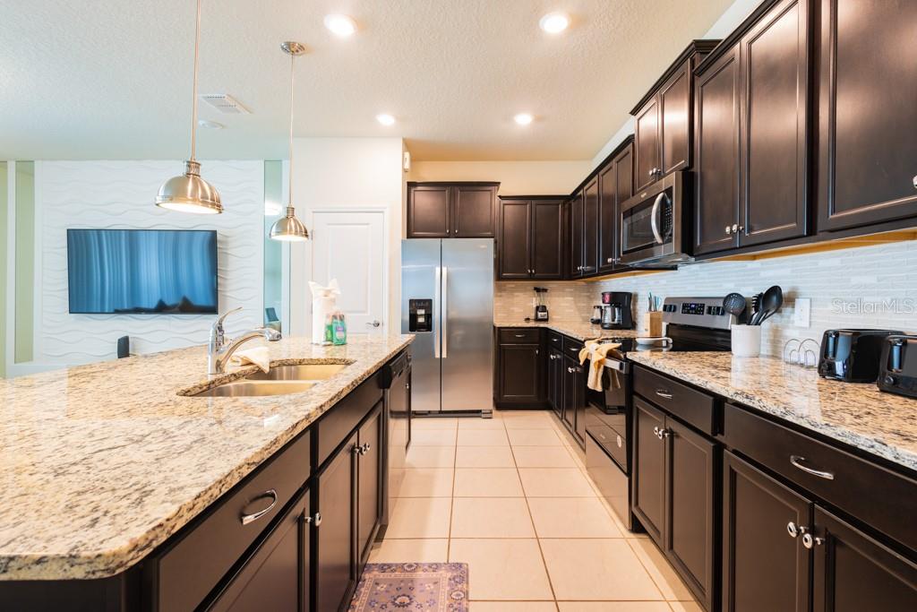WINDSOR ISLAND - Residential