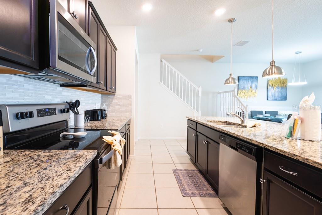 WINDSOR ISLAND - Residential