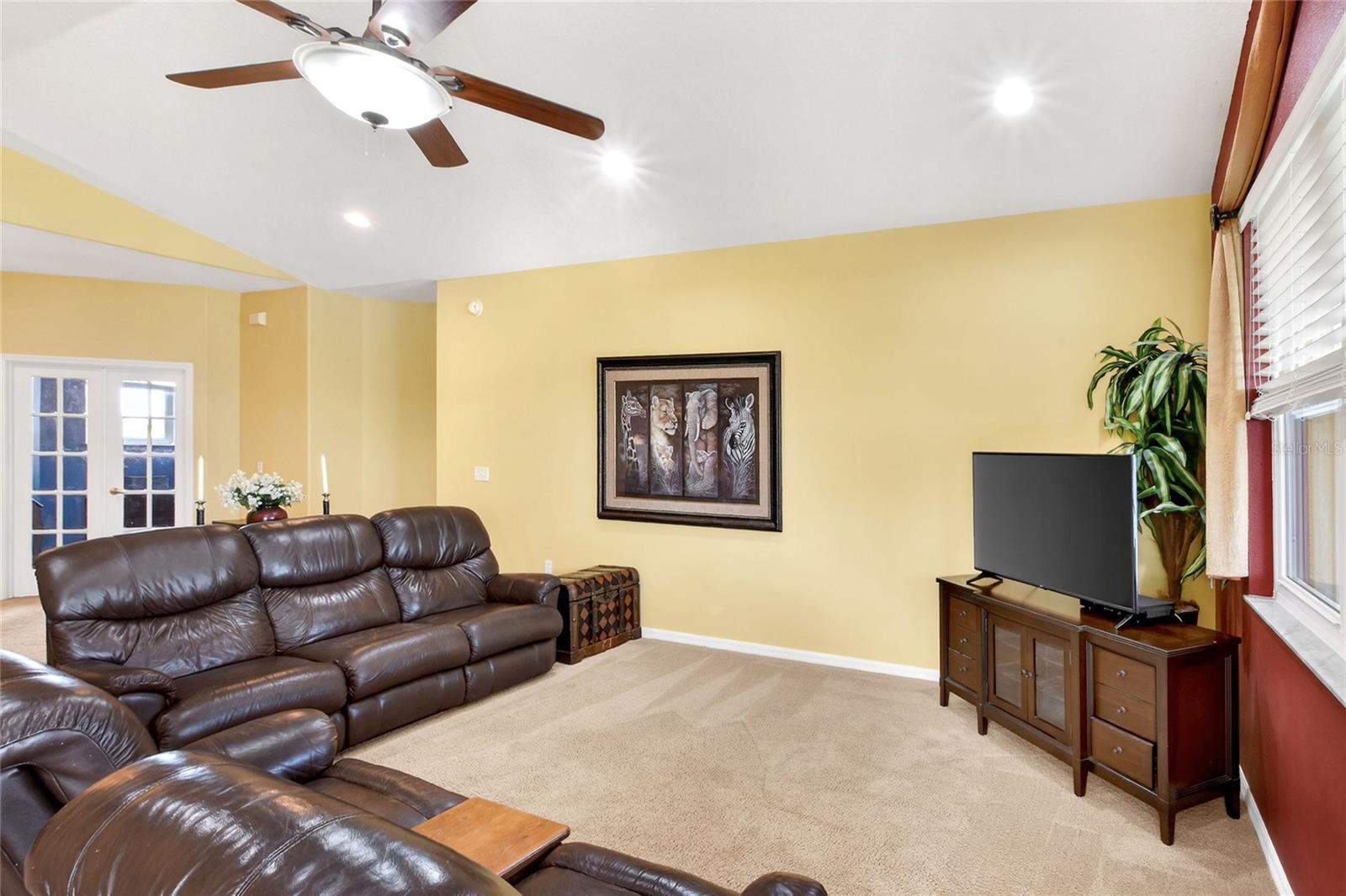 CARRIAGE HMS/CARILLON LAKES PH 5 - Residential