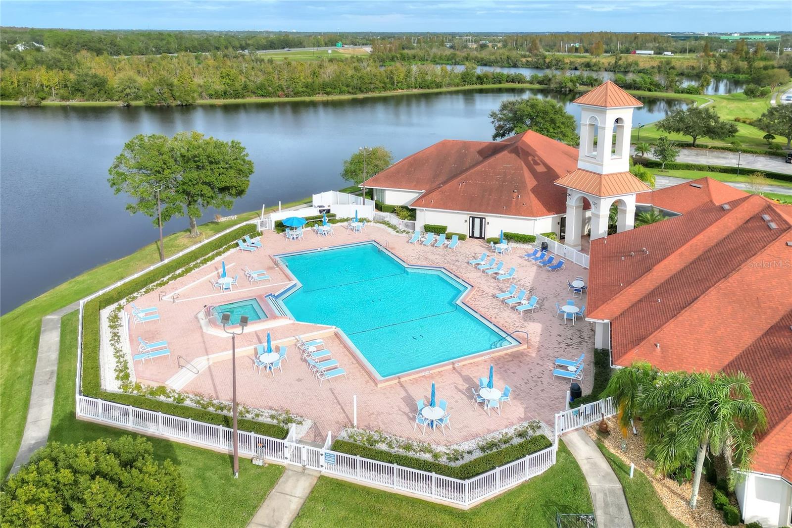 CARRIAGE HMS/CARILLON LAKES PH 5 - Residential