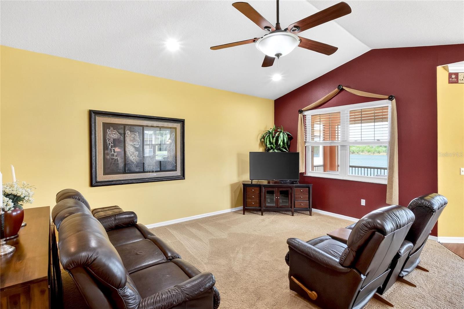 CARRIAGE HMS/CARILLON LAKES PH 5 - Residential