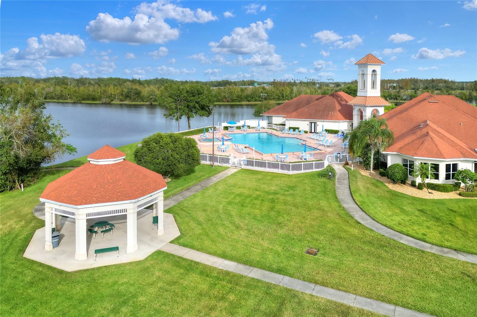 CARRIAGE HMS/CARILLON LAKES PH 5 - Residential