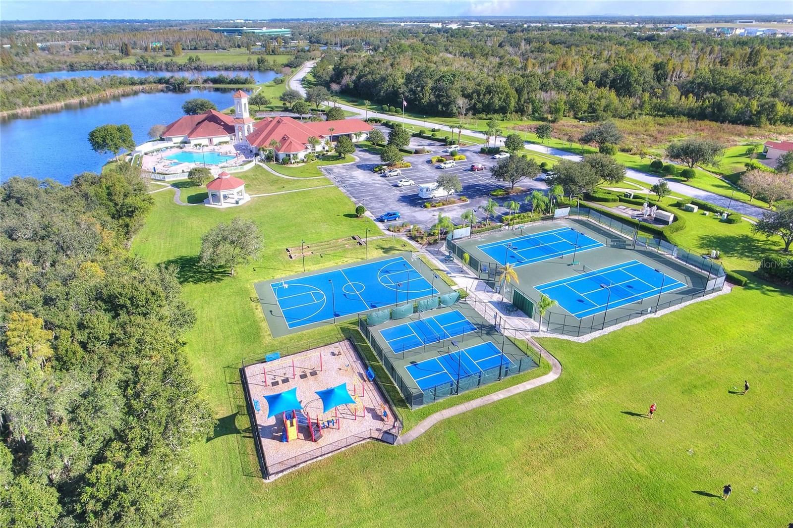 CARRIAGE HMS/CARILLON LAKES PH 5 - Residential