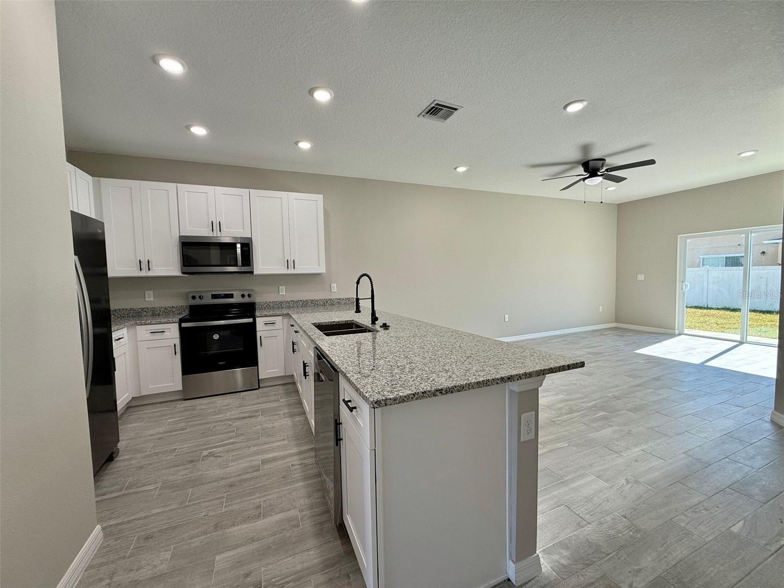 POINCIANA NBRHD 03 VILLAGE 03 - Residential Lease