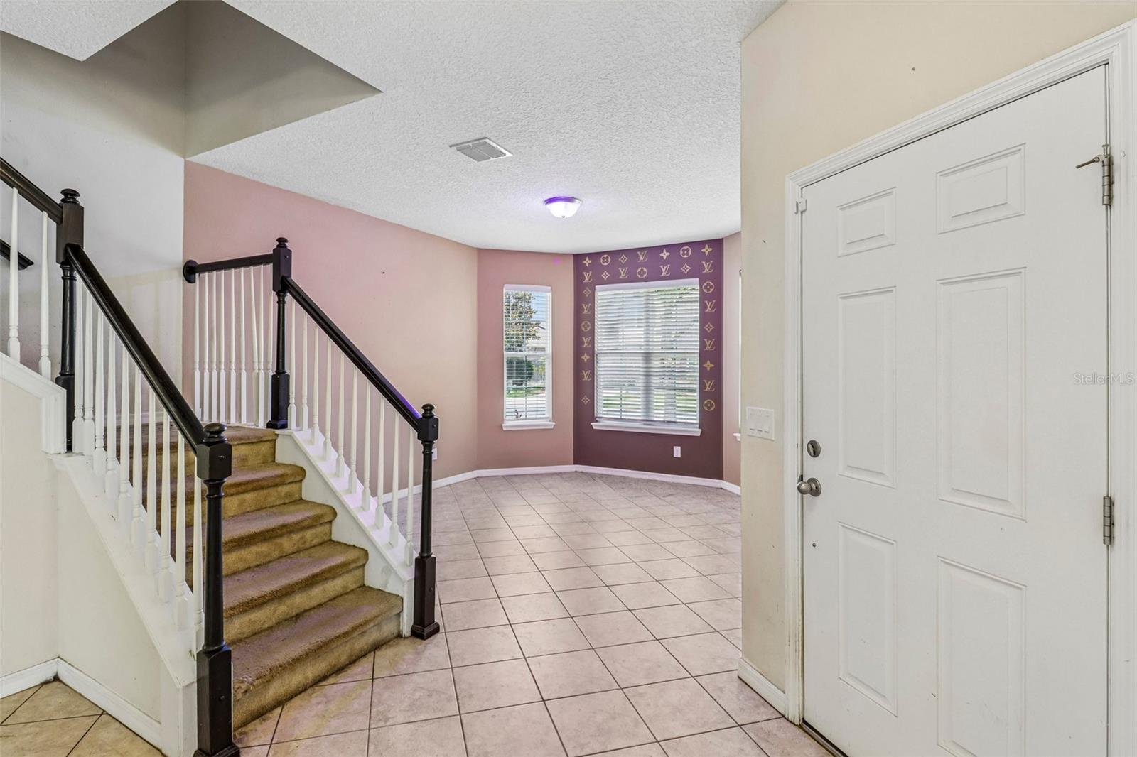 NOVA GROVE - Residential