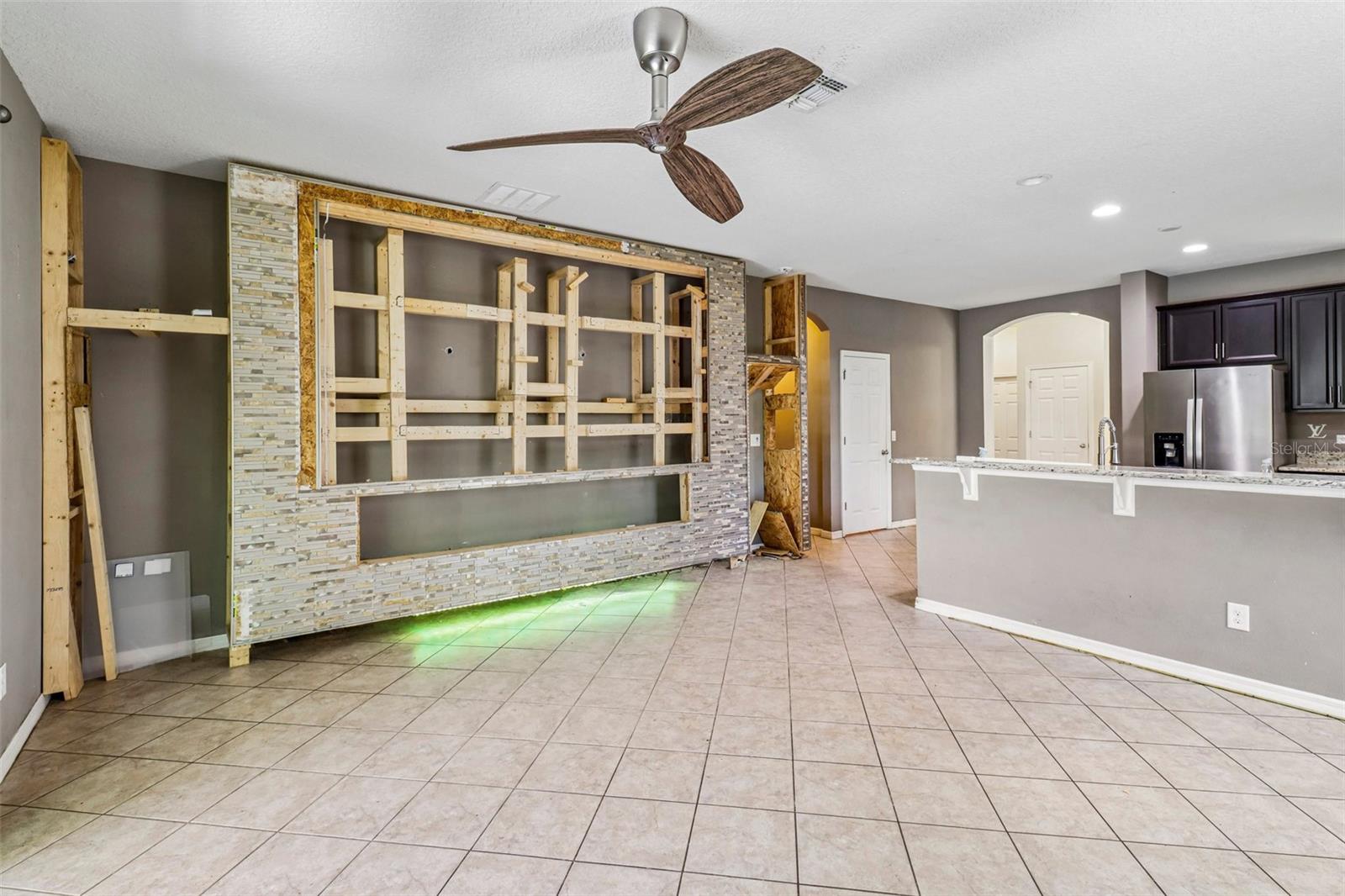 NOVA GROVE - Residential