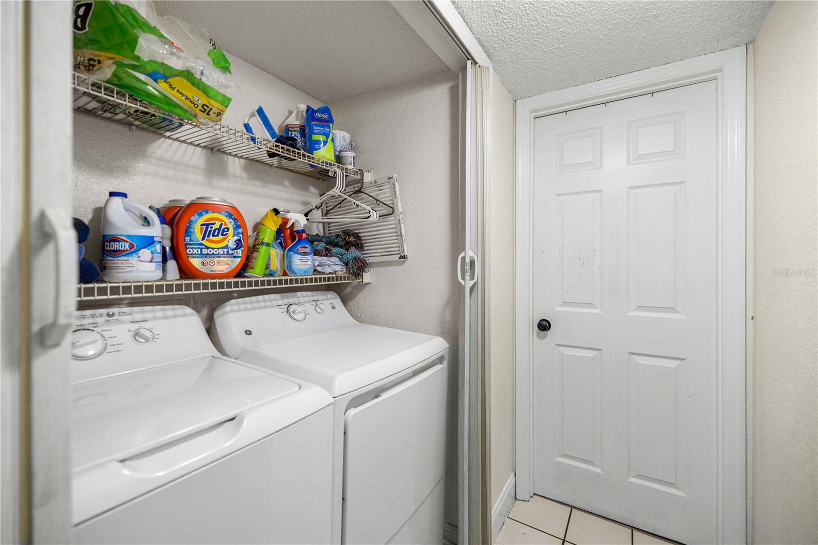 CLERMONT LAKE DOT VILLAS CONDO - Residential