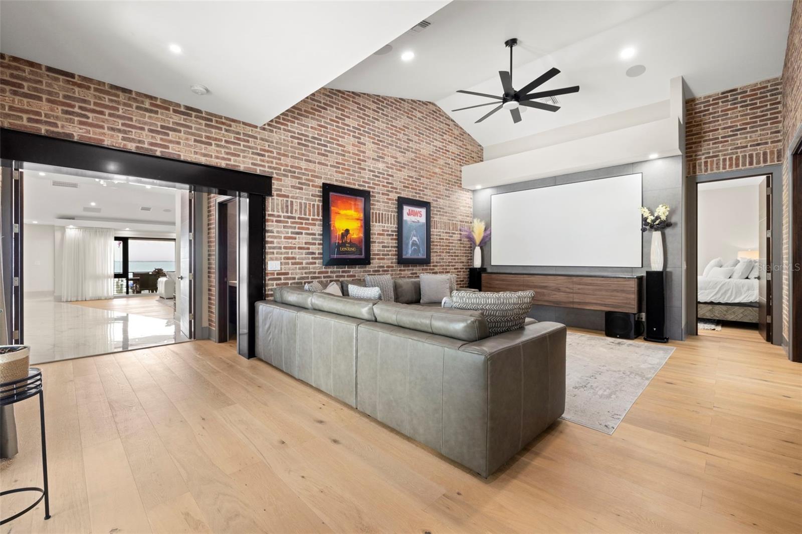 TIERRA VERDE UNIT 1 1ST REP - Residential