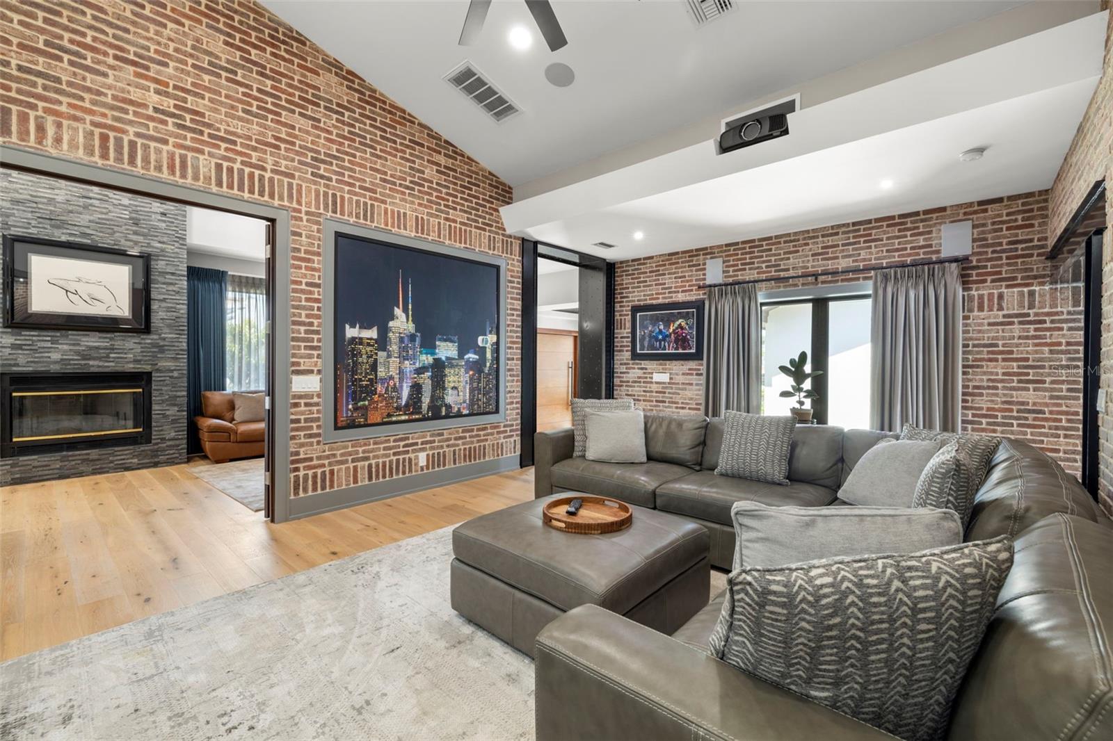 TIERRA VERDE UNIT 1 1ST REP - Residential