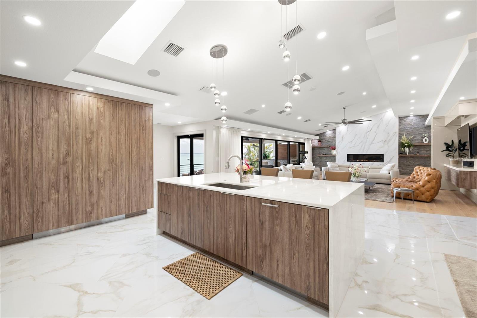 TIERRA VERDE UNIT 1 1ST REP - Residential