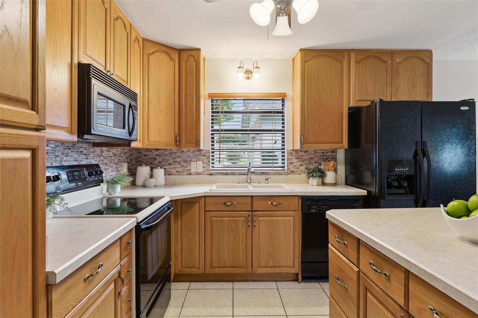 PARK MANOR ESTATES - Residential