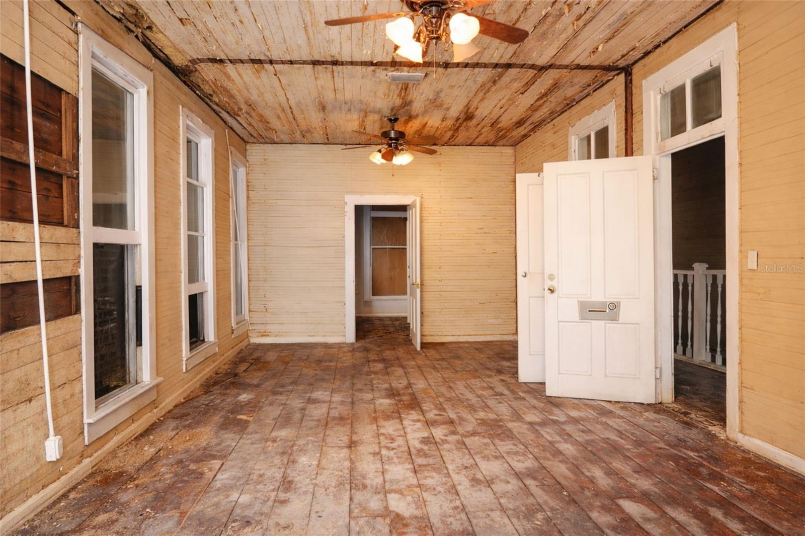 PELOTS ADD - Commercial Sale