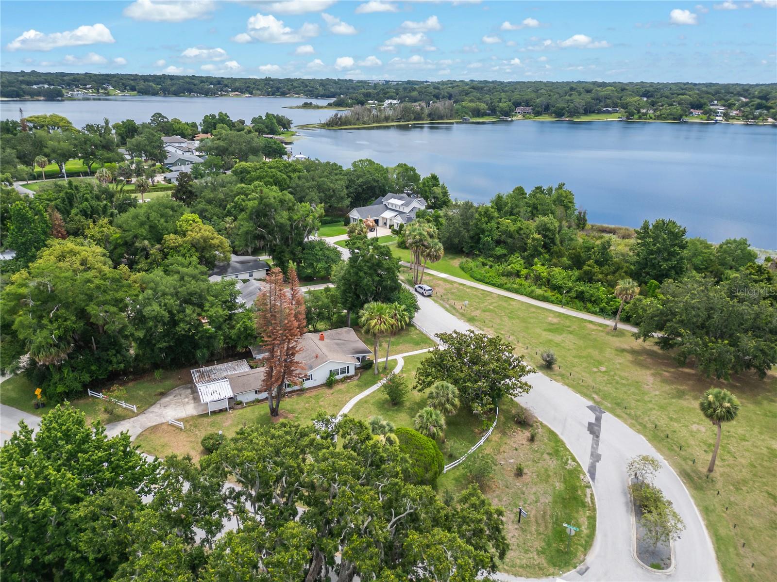 SYLVAN SHORES - Residential
