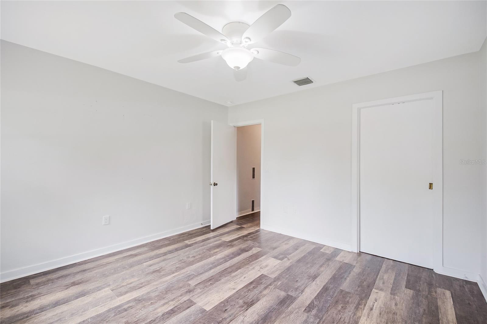 SYLVAN SHORES - Residential
