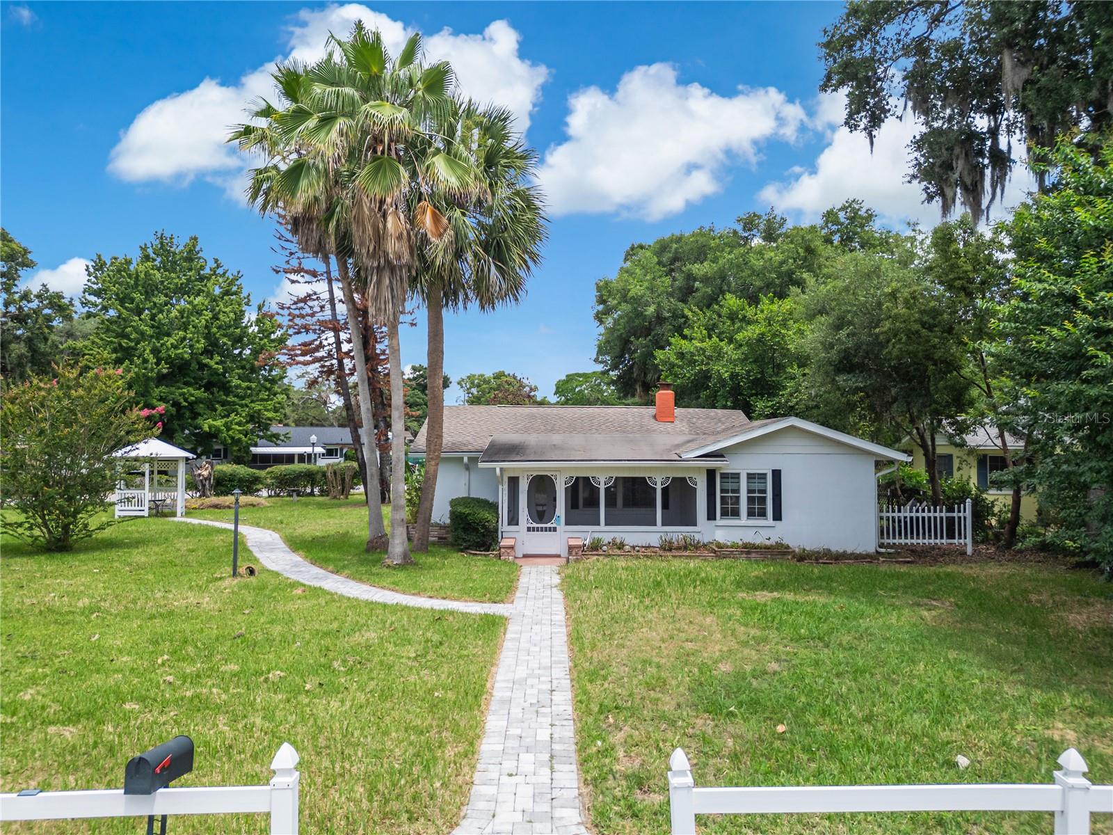SYLVAN SHORES - Residential