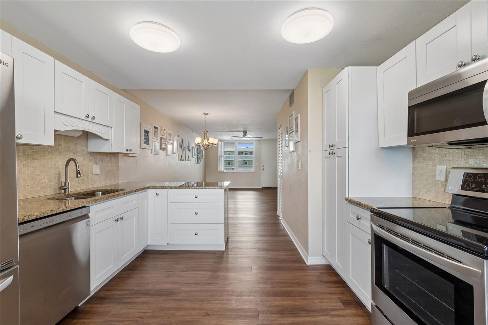 WINSTON PARK NORTHEAST - Residential