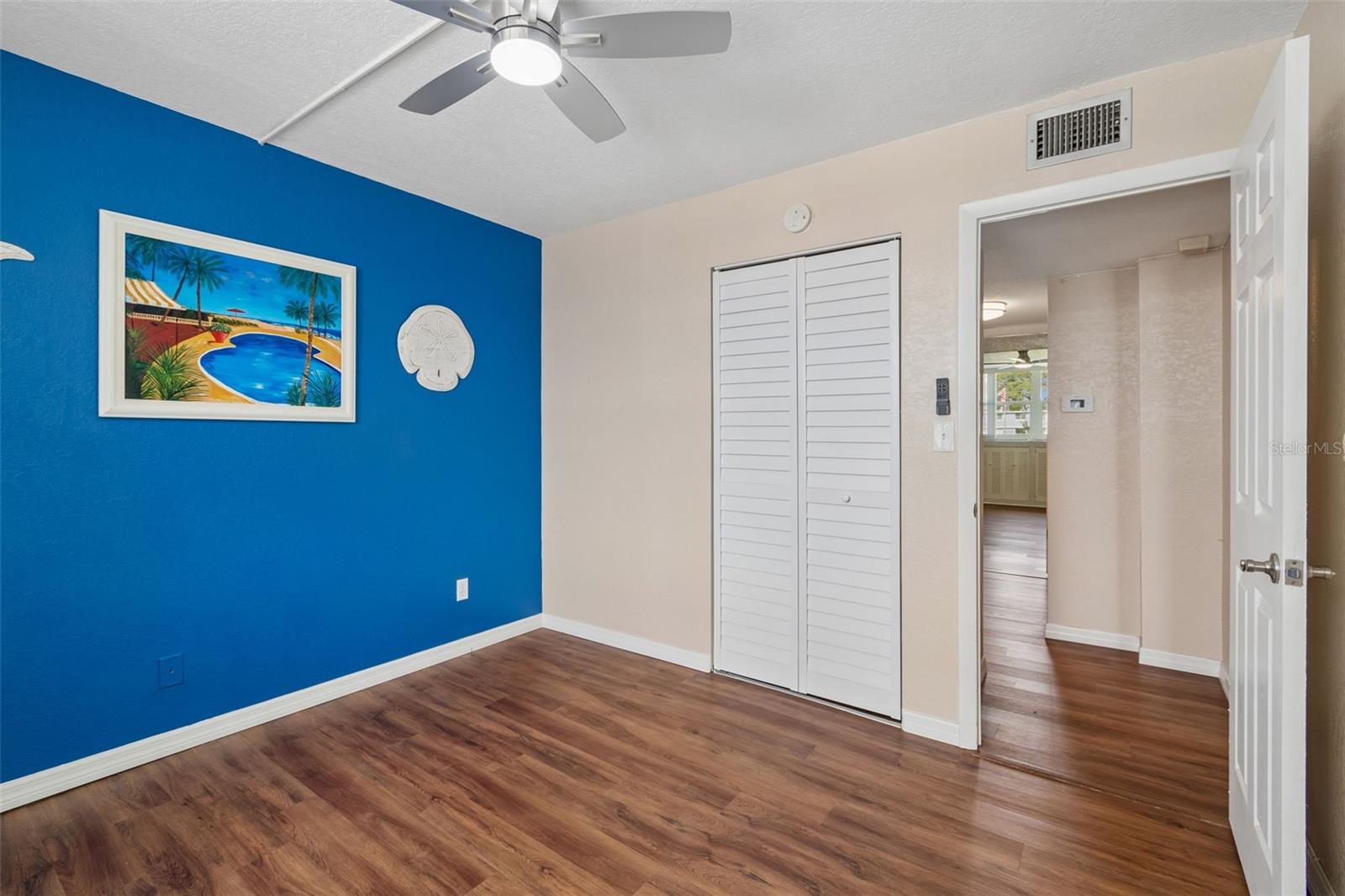 WINSTON PARK NORTHEAST - Residential