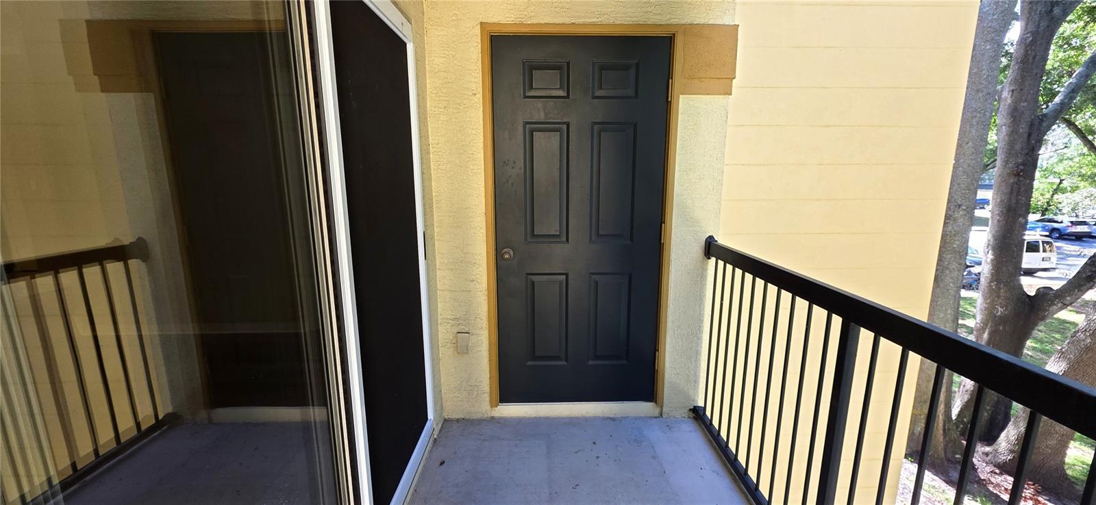 PINNACLE CARROLLWOOD - Residential Lease