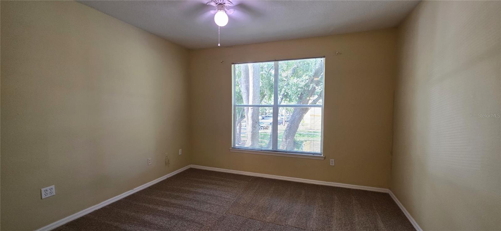 PINNACLE CARROLLWOOD - Residential Lease