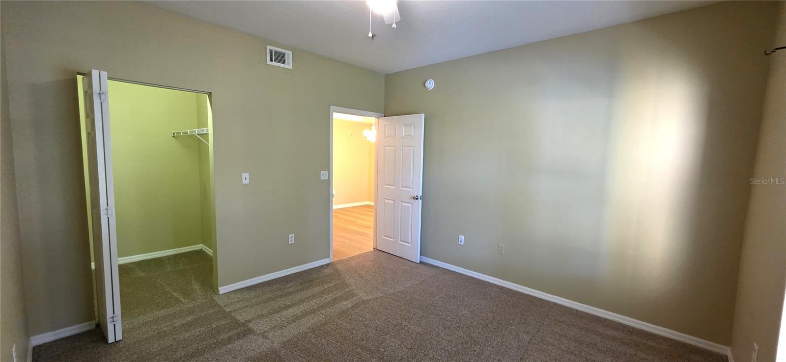 PINNACLE CARROLLWOOD - Residential Lease