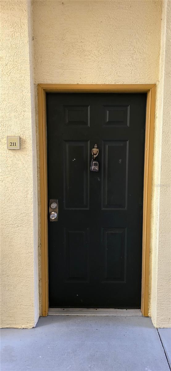 PINNACLE CARROLLWOOD - Residential Lease