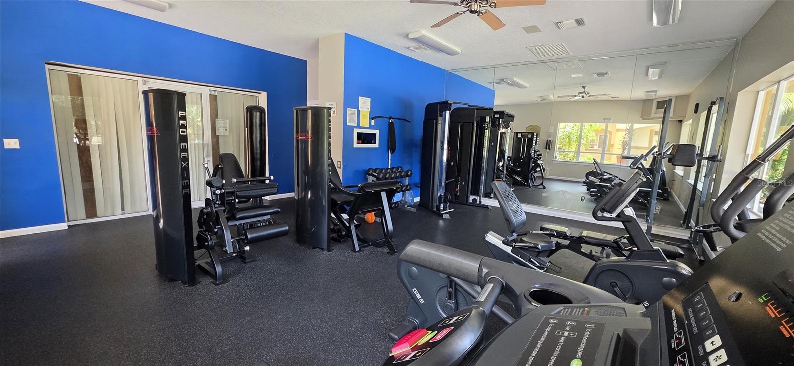 PINNACLE CARROLLWOOD - Residential Lease