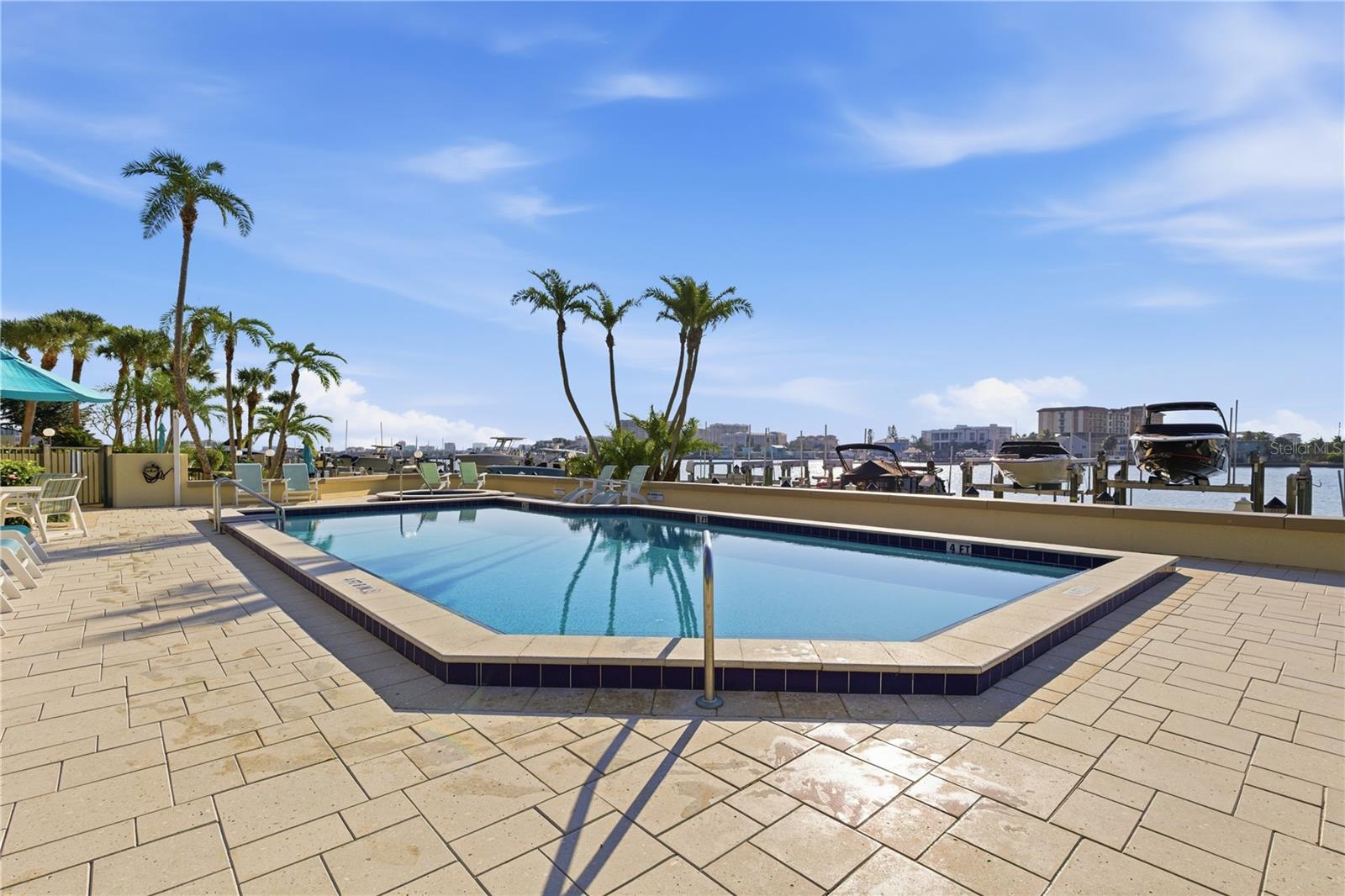 ISLAND WALK CONDO - Residential