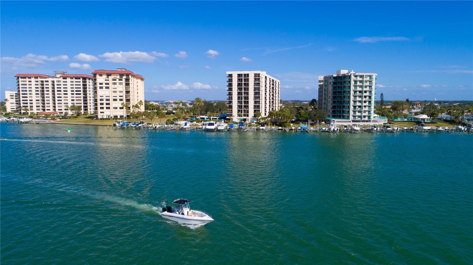 ISLAND WALK CONDO - Residential