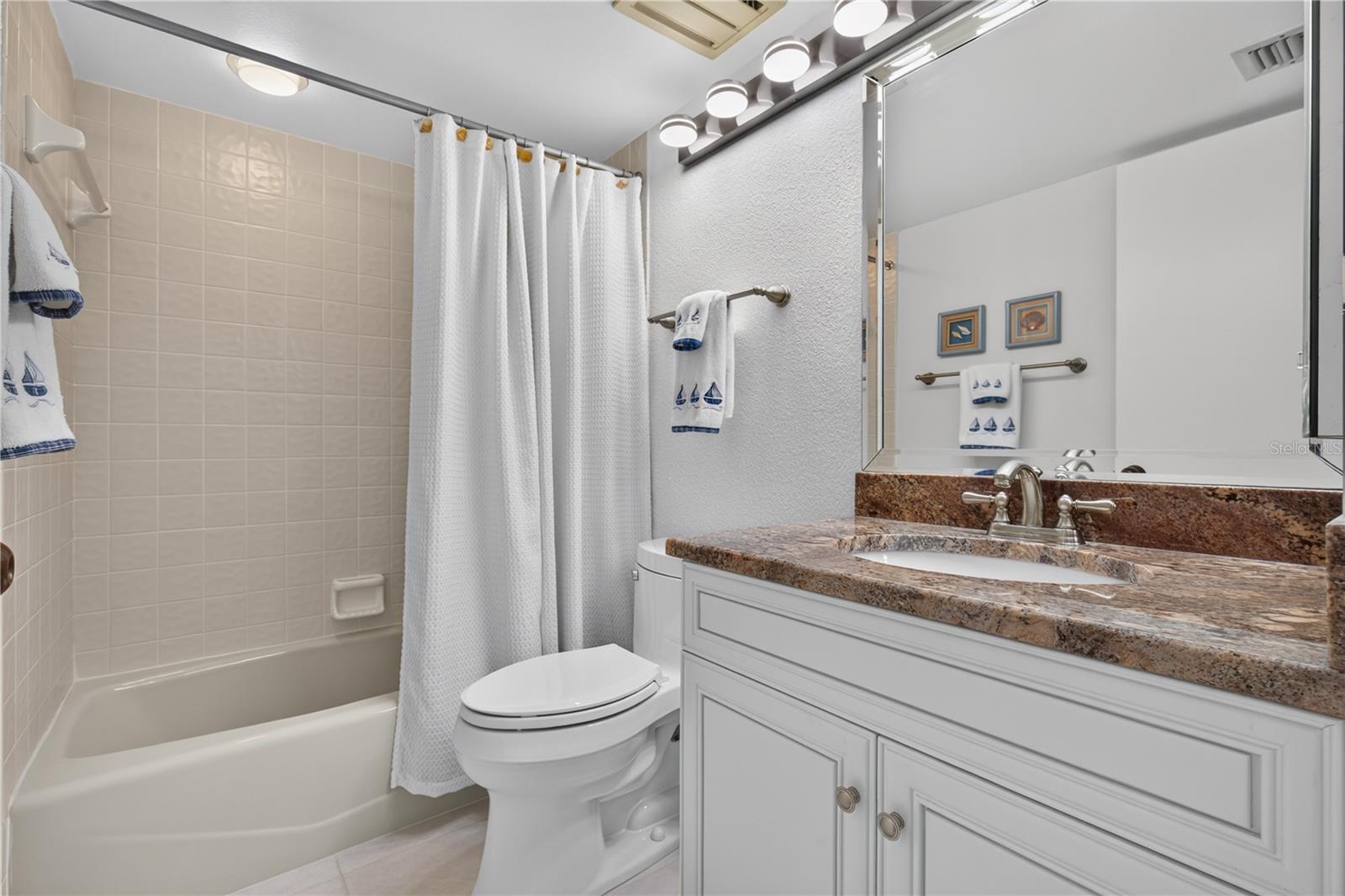 ISLAND WALK CONDO - Residential