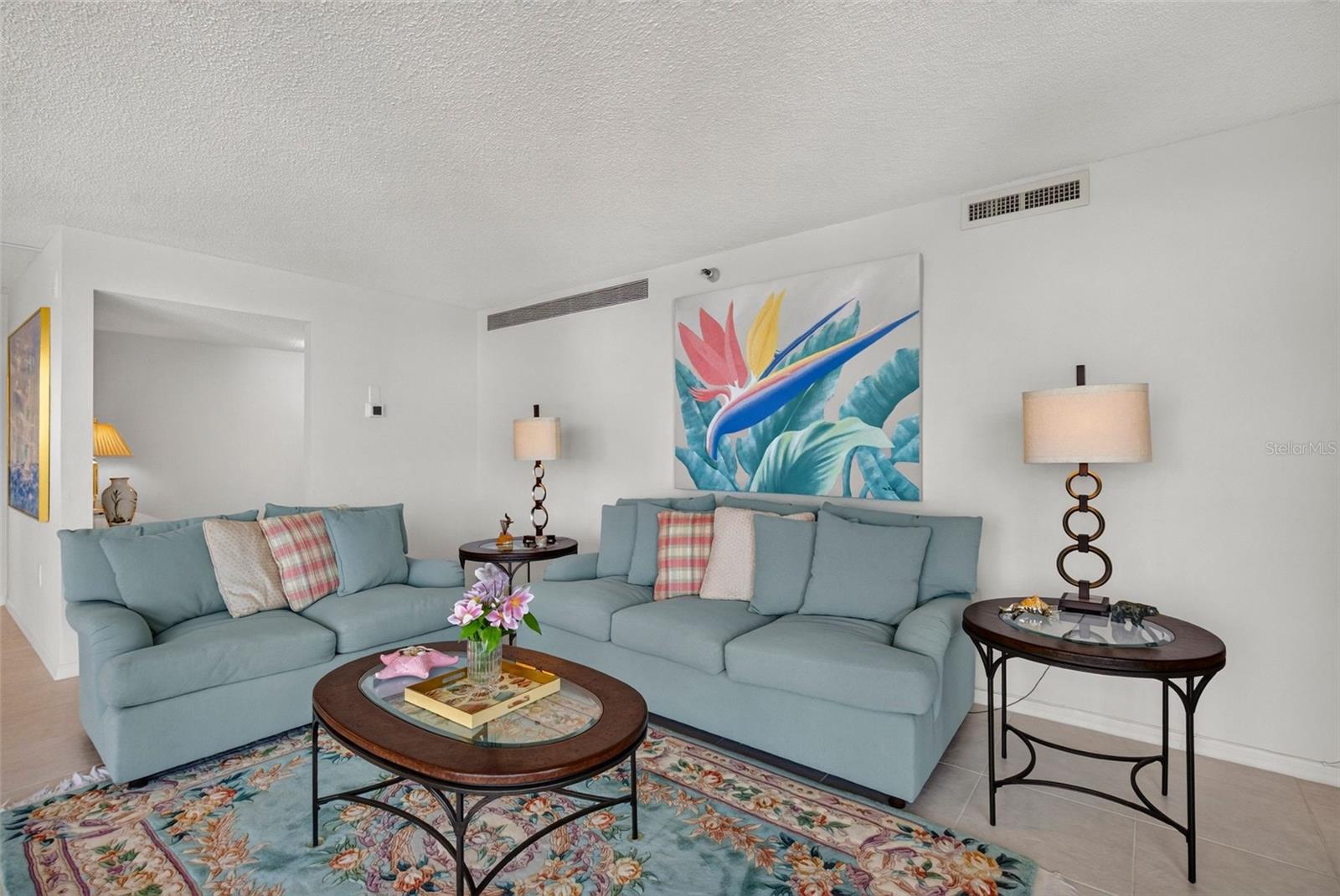 ISLAND WALK CONDO - Residential