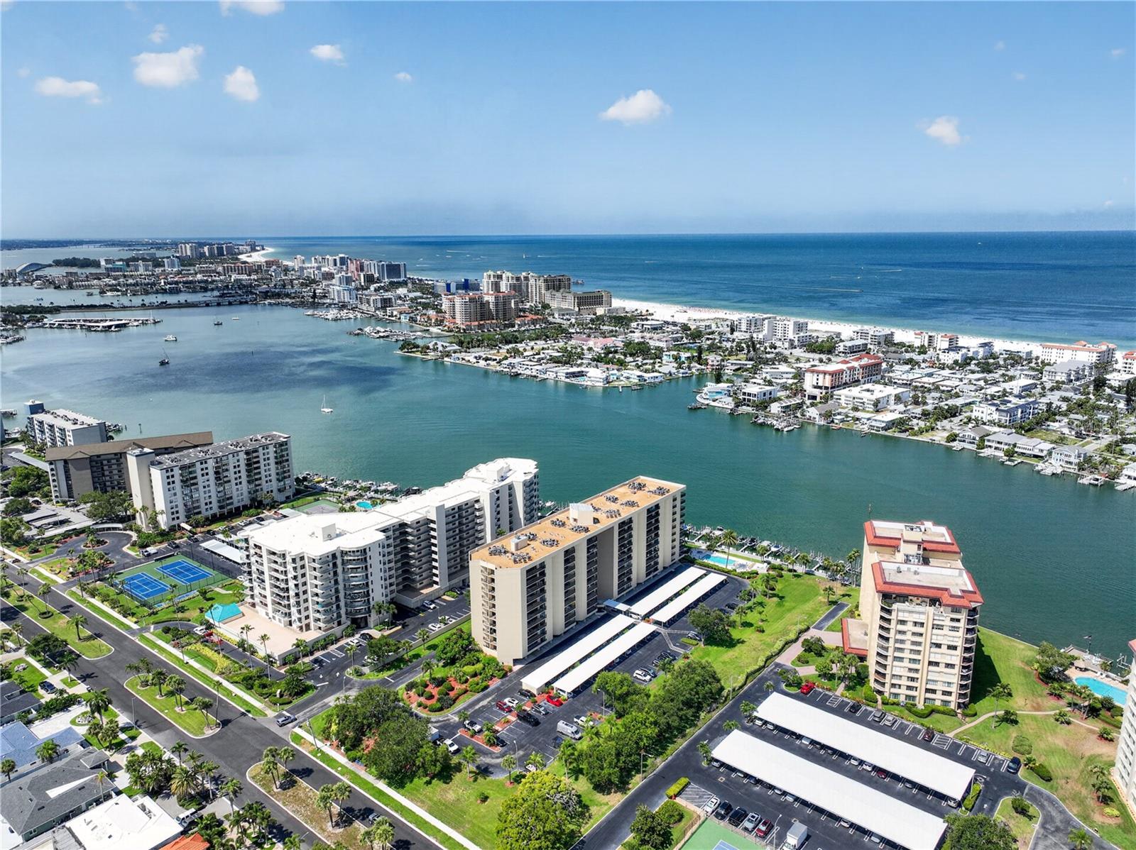 ISLAND WALK CONDO - Residential