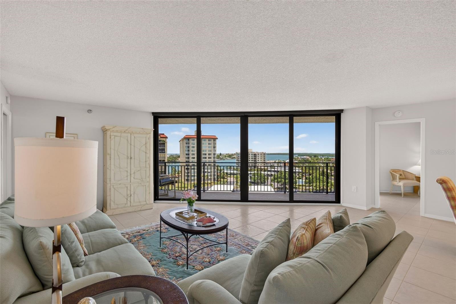 ISLAND WALK CONDO - Residential