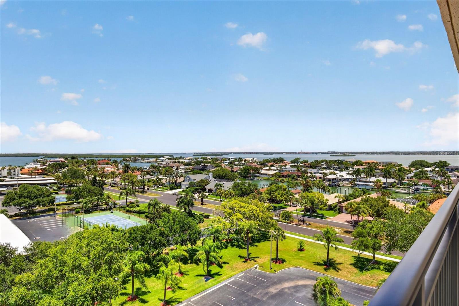 ISLAND WALK CONDO - Residential