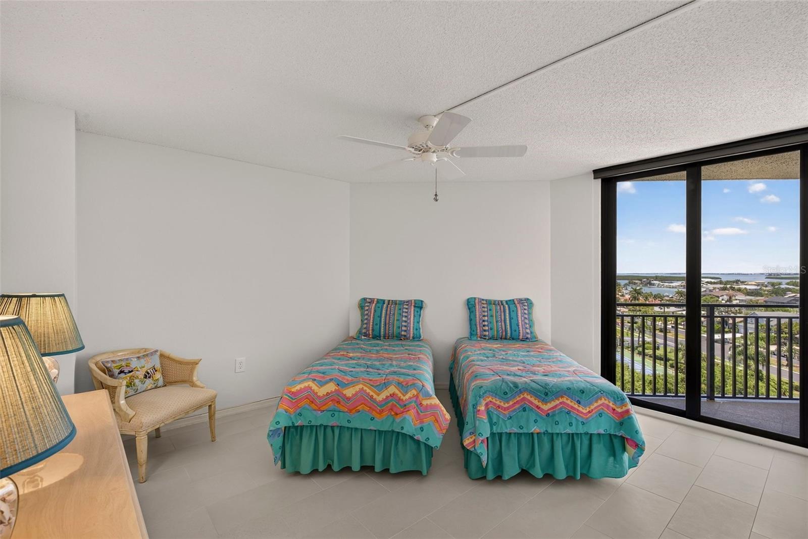 ISLAND WALK CONDO - Residential