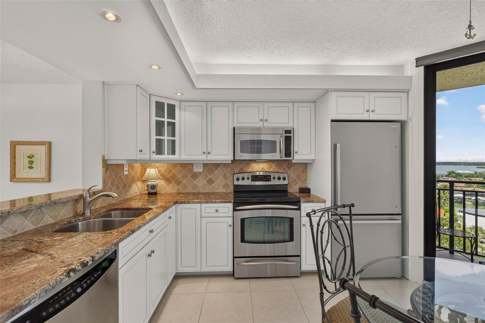 ISLAND WALK CONDO - Residential