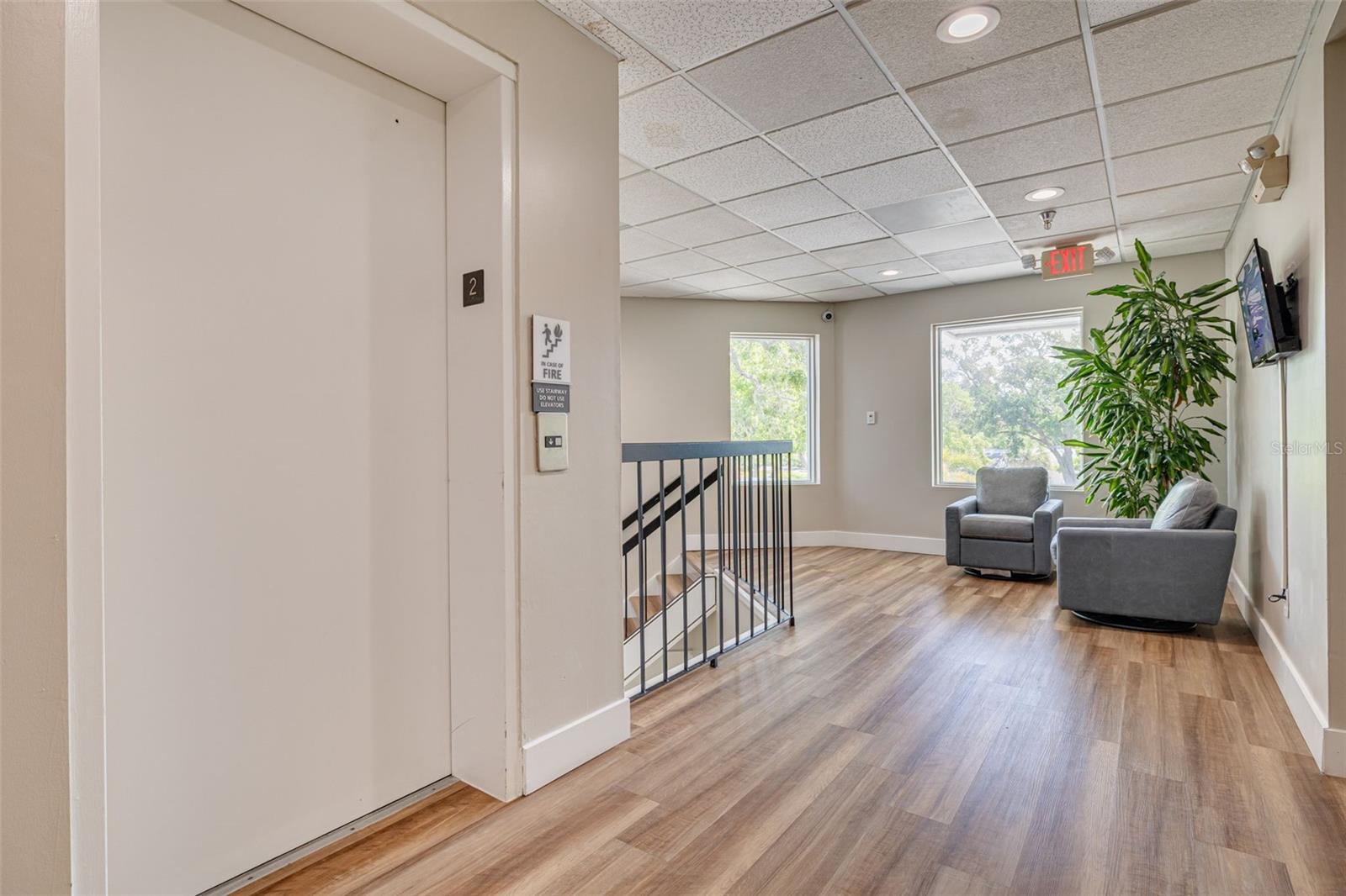BELLEAIR HIGHLANDS - Commercial Sale