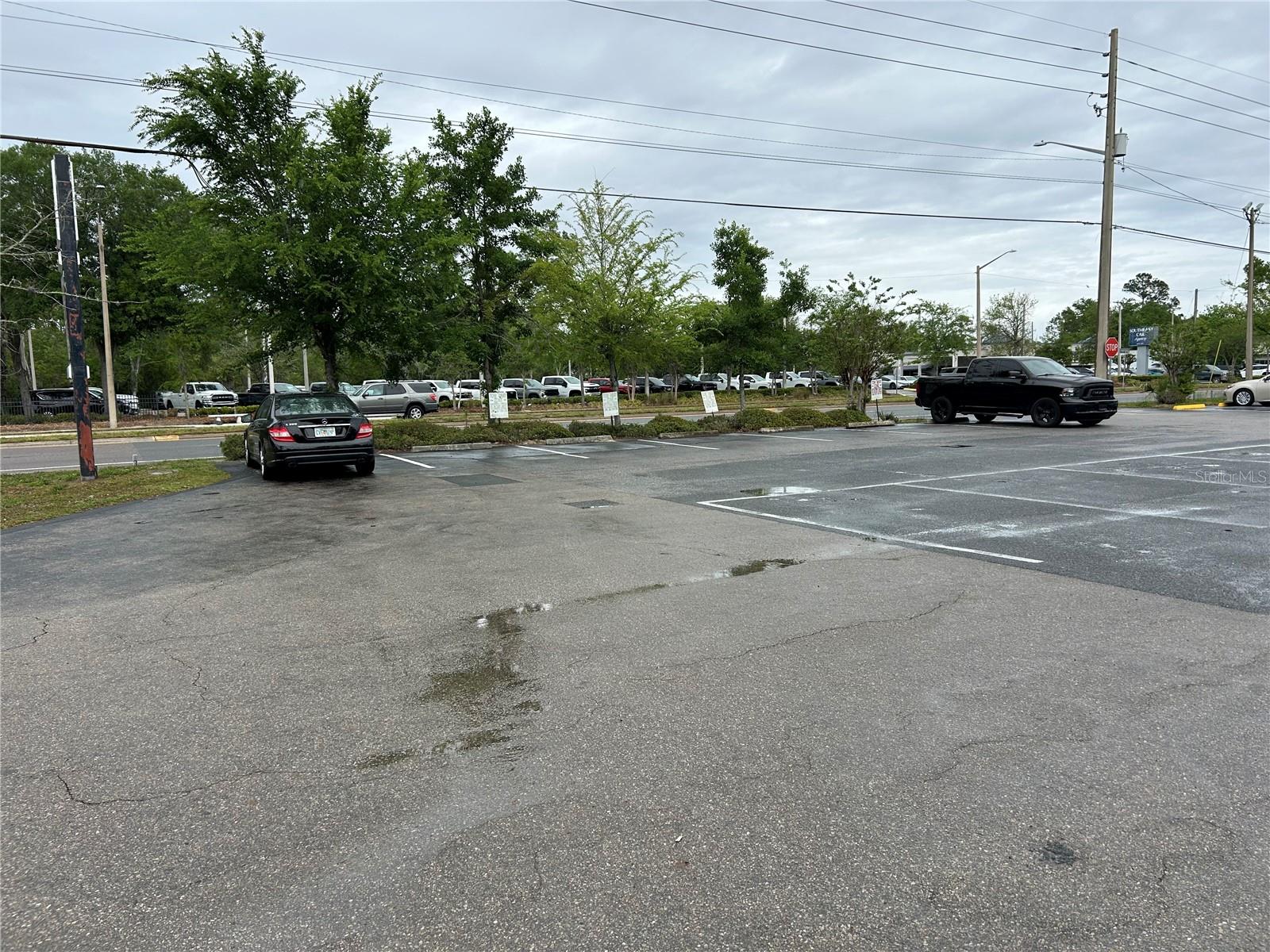 GAINESVILLE INDUST PARK - Commercial Sale