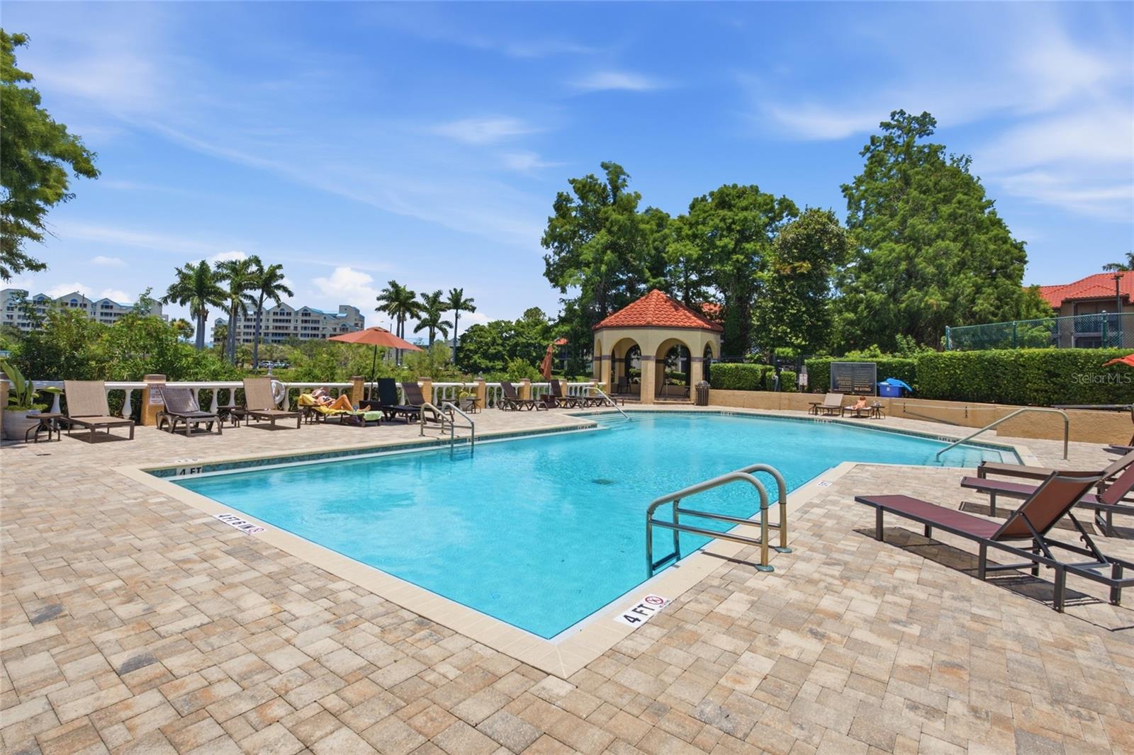 AUDUBON CONDO AT FEATHER SOUND - Residential
