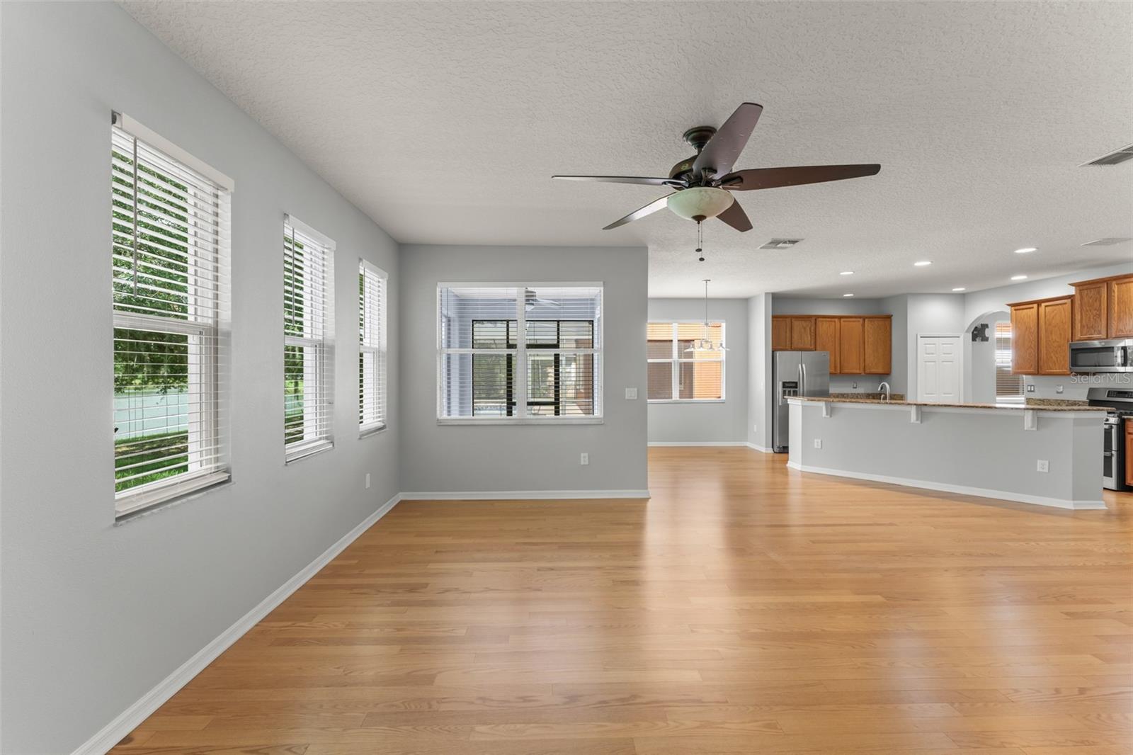 SUMMERPORT PH 05 - Residential Lease