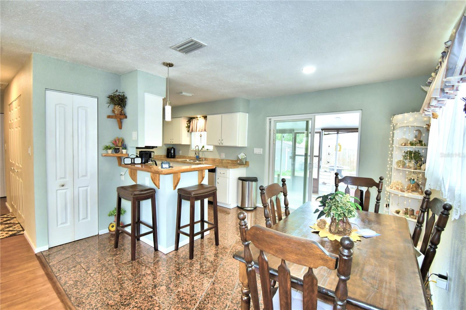 EAST PARK HEIGHTS - Residential