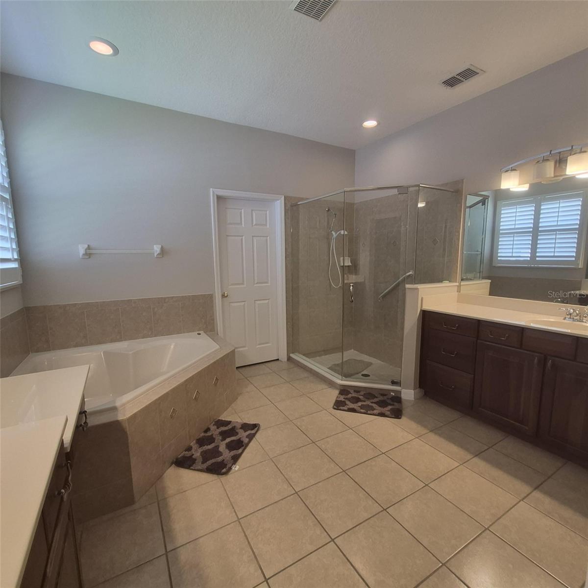 VISTA LAKES VILLAGE N-15 CARLISLE - Residential