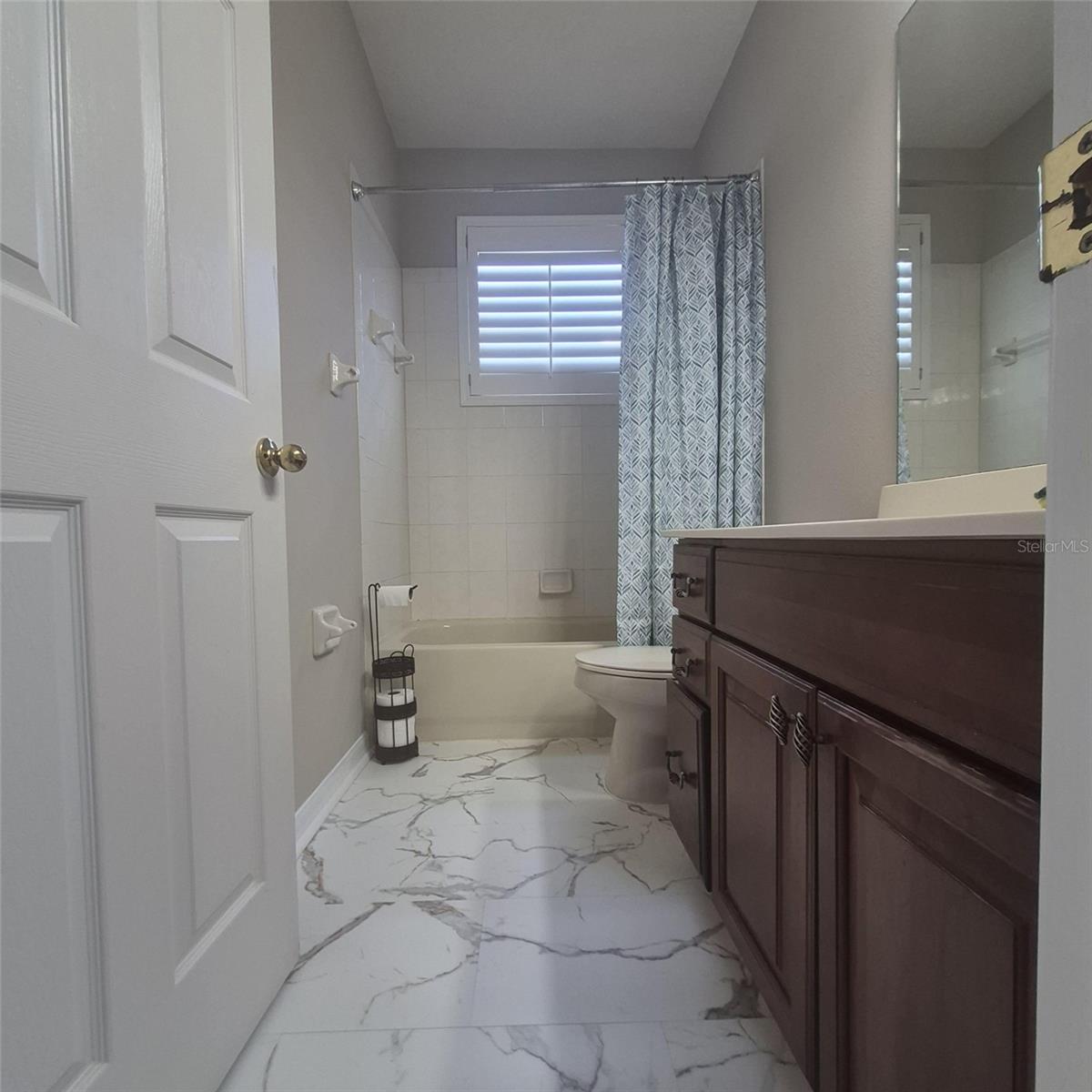 VISTA LAKES VILLAGE N-15 CARLISLE - Residential