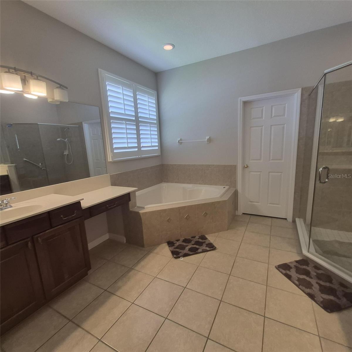 VISTA LAKES VILLAGE N-15 CARLISLE - Residential
