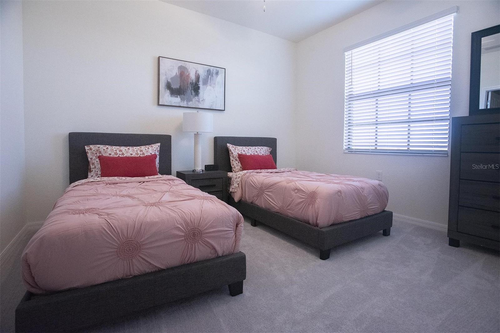 TERRACE VI AT LAKEWOOD NATIONAL PH I - Residential