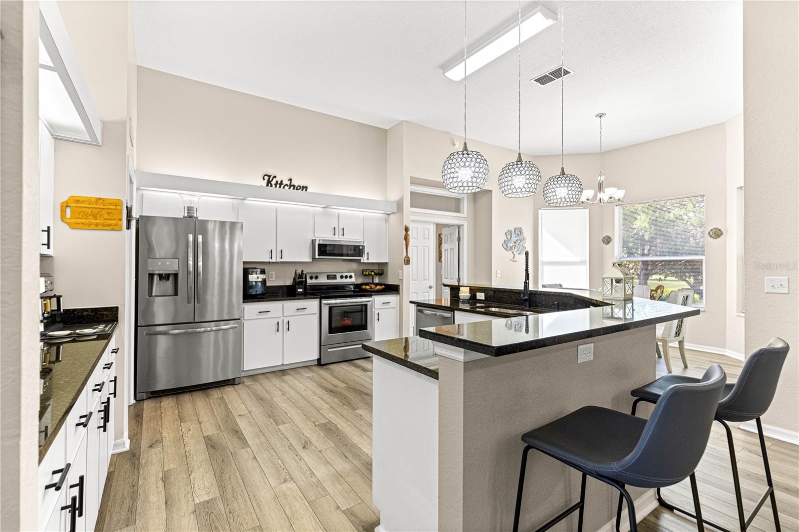 OAK RUN CRESCENT OAKS - Residential Lease