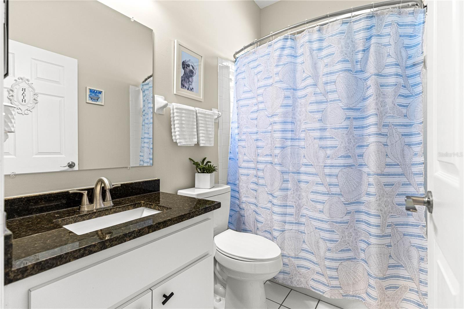 OAK RUN CRESCENT OAKS - Residential Lease