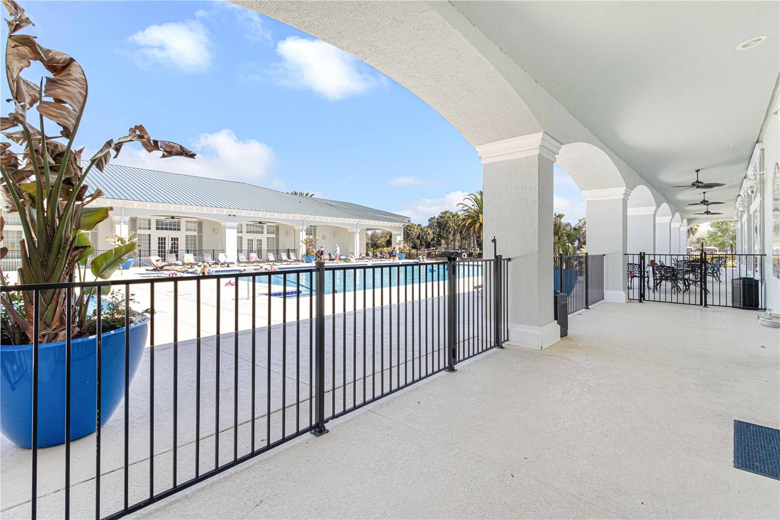 OAK RUN CRESCENT OAKS - Residential Lease