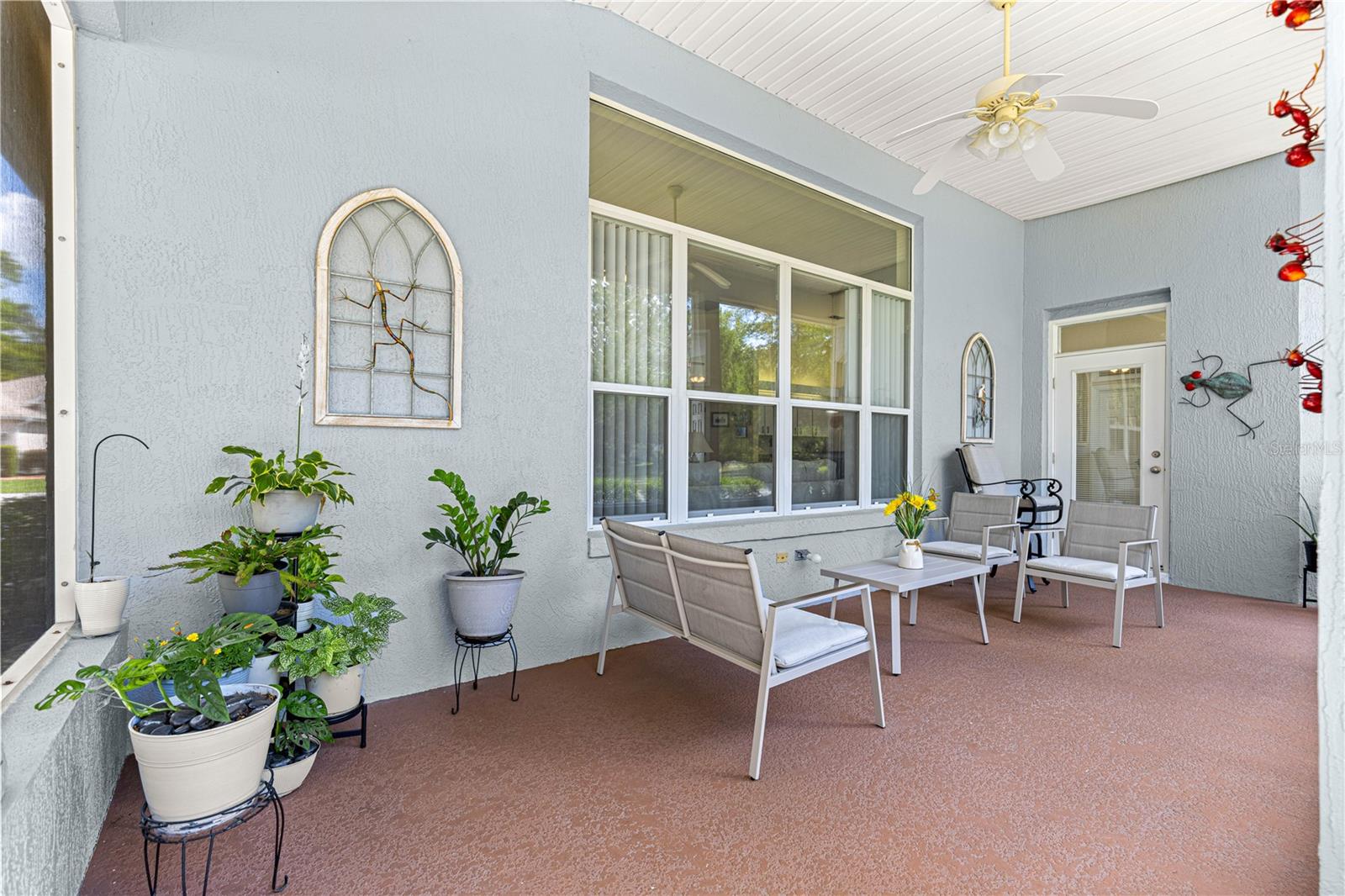 OAK RUN CRESCENT OAKS - Residential Lease