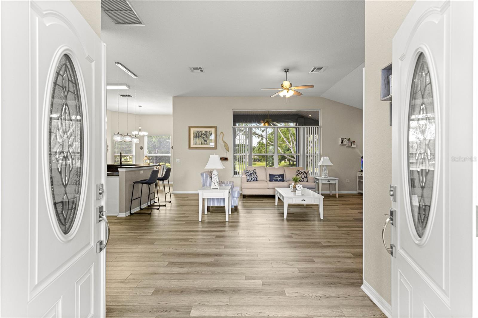 OAK RUN CRESCENT OAKS - Residential Lease
