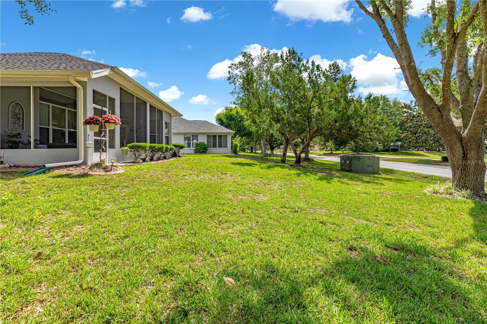 OAK RUN CRESCENT OAKS - Residential Lease